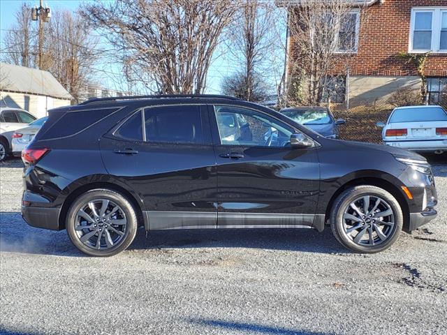 Used 2022 Chevrolet Equinox RS with VIN 2GNAXWEV8N6131951 for sale in Altavista, VA