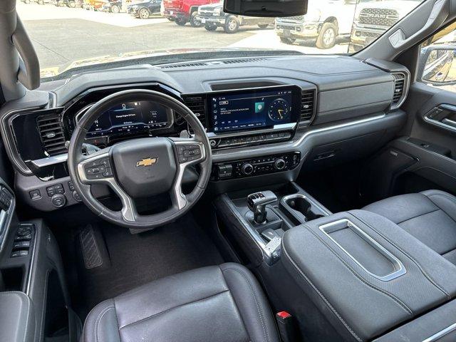 2022 Chevrolet Silverado 1500 Vehicle Photo in WEST FRANKFORT, IL 62896-4173