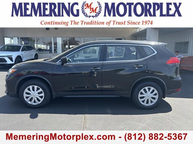 2017 Nissan Rogue Vehicle Photo in VINCENNES, IN 47591-5519