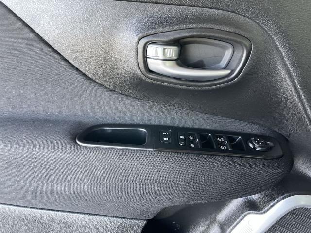 2020 Jeep Renegade Vehicle Photo in TURLOCK, CA 95380-4918