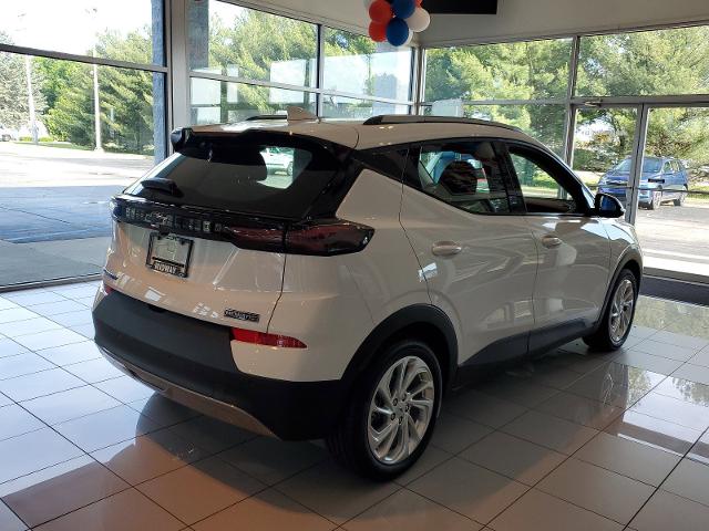 Used 2023 Chevrolet Bolt EUV LT with VIN 1G1FY6S06P4111182 for sale in Plainwell, MI