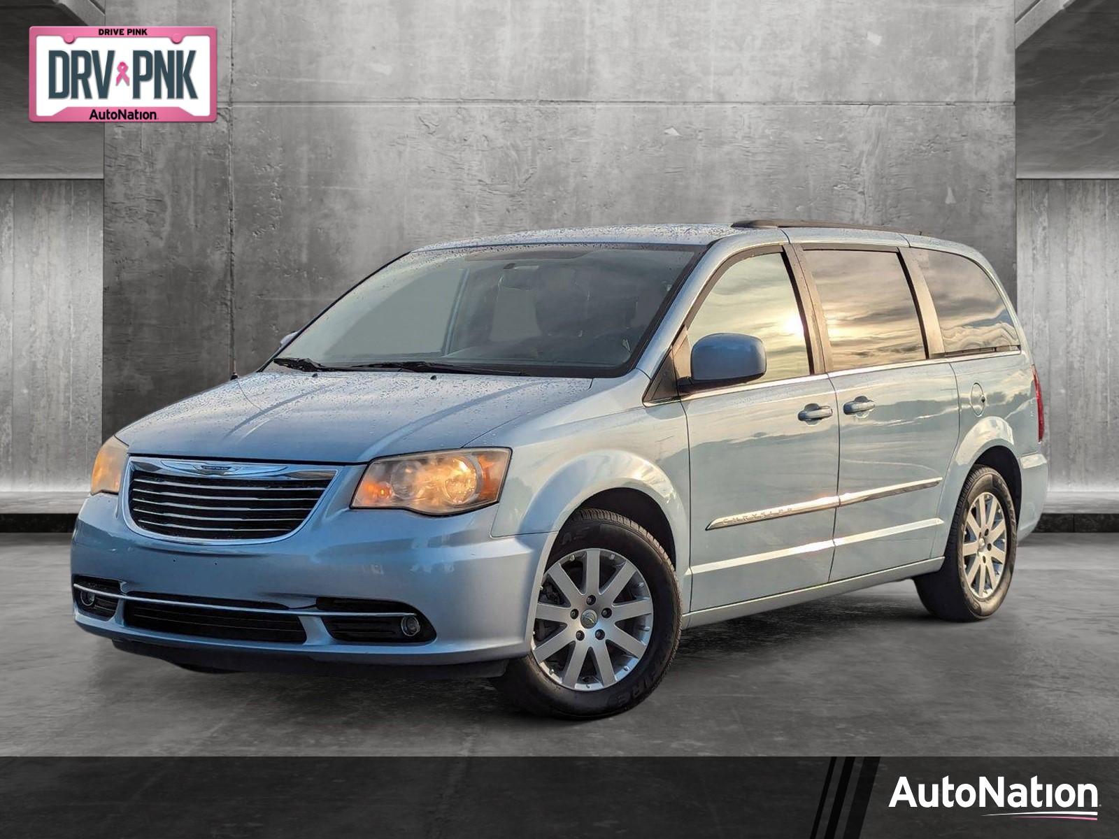 2013 Chrysler Town & Country Vehicle Photo in ORLANDO, FL 32812-3021