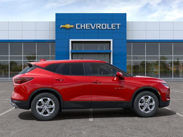 2025 Chevrolet Blazer Vehicle Photo in PEMBROKE PINES, FL 33024-6534