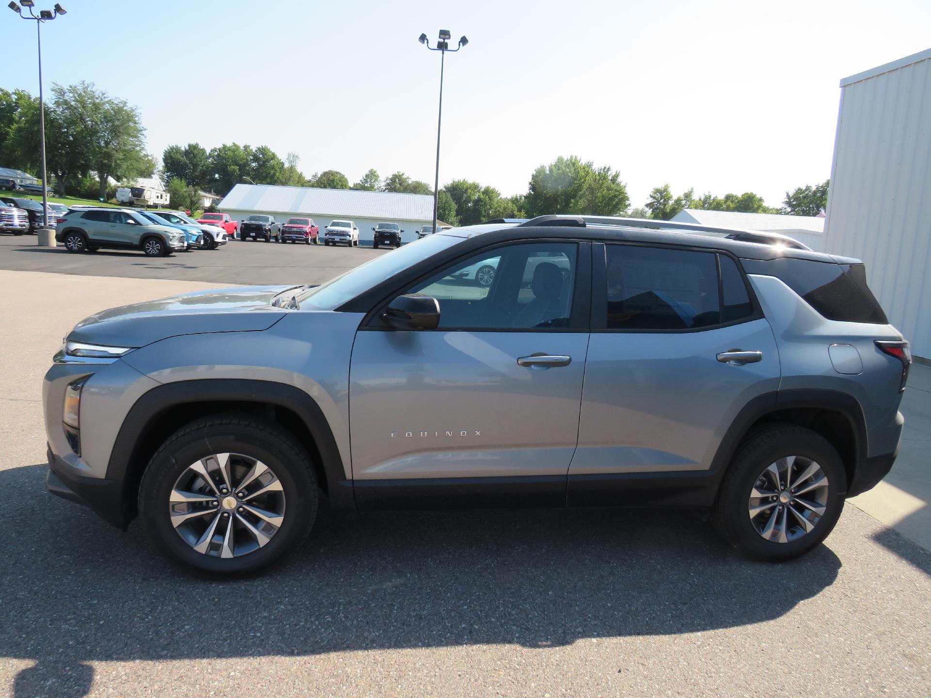 2025 Chevrolet Equinox Vehicle Photo in MAPLETON, IA 51034-1072