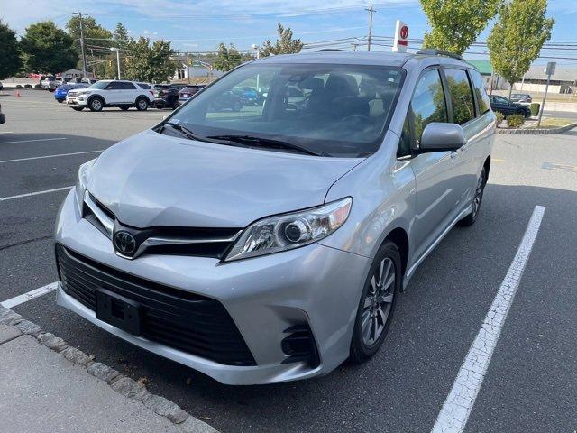 2020 Toyota Sienna Vehicle Photo in Flemington, NJ 08822