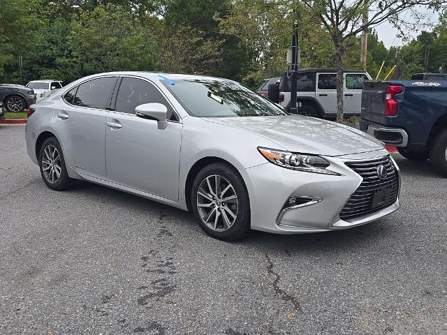 2017 Lexus ES 300h Vehicle Photo in Bowie, MD 20716