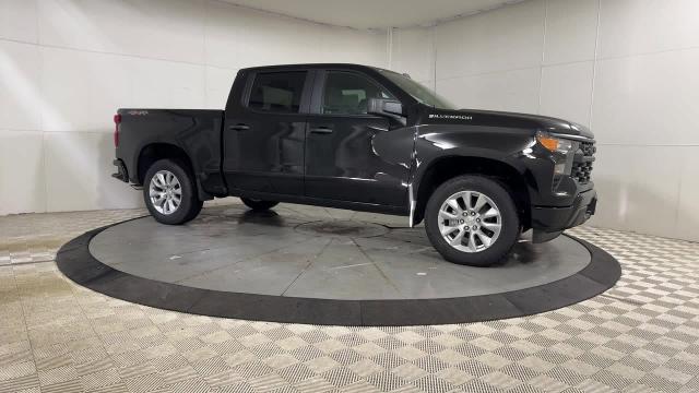 2024 Chevrolet Silverado 1500 Vehicle Photo in JOLIET, IL 60435-8135