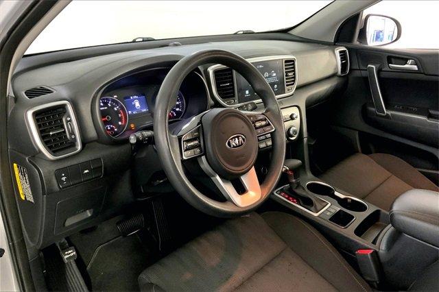 2021 Kia Sportage Vehicle Photo in KANSAS CITY, MO 64114-4502