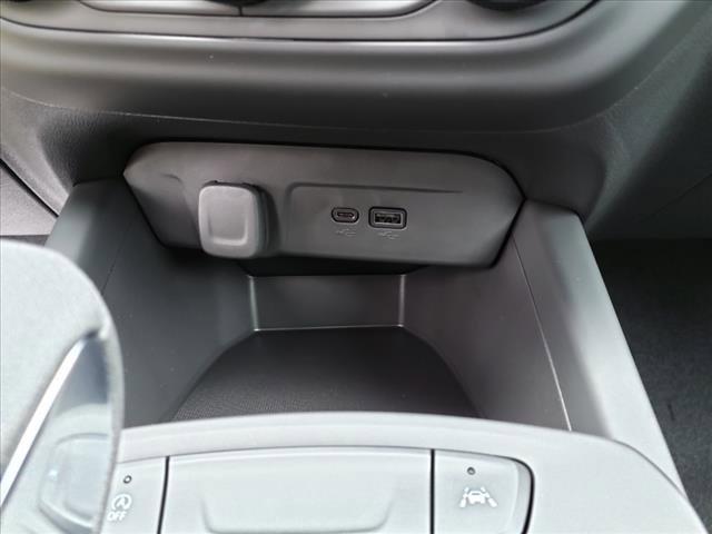 2025 Chevrolet Trax Vehicle Photo in INDIANA, PA 15701-1897