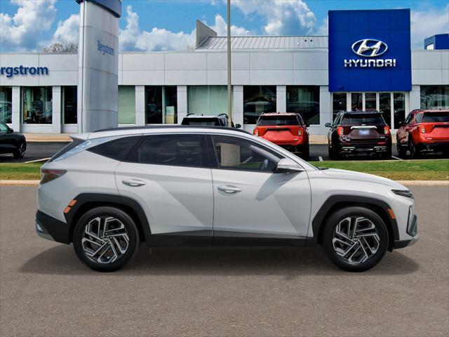 2025 Hyundai TUCSON Hybrid Vehicle Photo in Green Bay, WI 54304