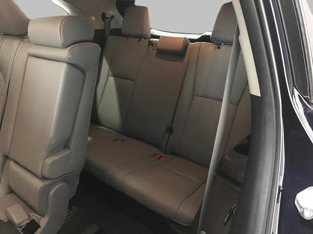 2022 Toyota Highlander Vehicle Photo in Oshkosh, WI 54904