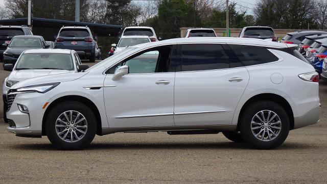 2024 Buick Enclave Vehicle Photo in TUPELO, MS 38801-5505