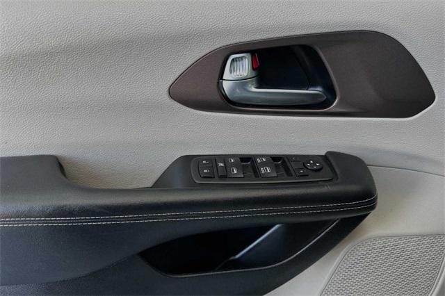 2022 Chrysler Voyager Vehicle Photo in ELK GROVE, CA 95757-8703