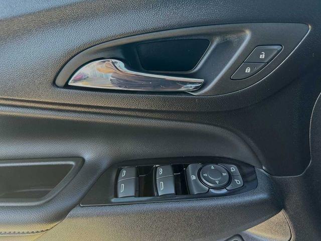 2024 Chevrolet Equinox Vehicle Photo in RIVERSIDE, CA 92504-4106