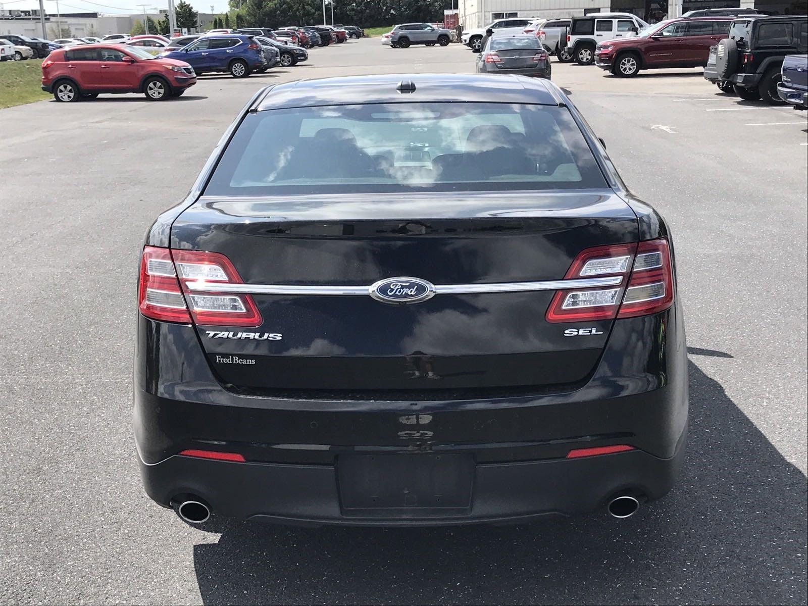 2017 Ford Taurus Vehicle Photo in Mechanicsburg, PA 17050-1707