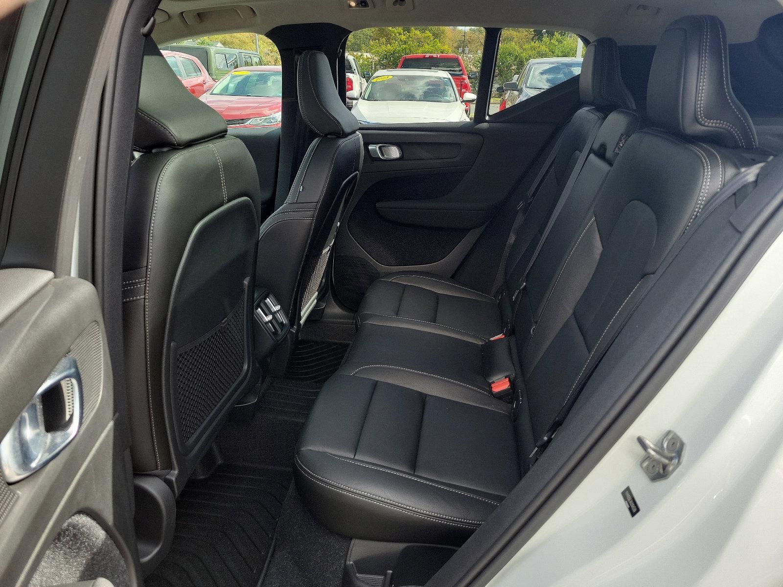 2019 Volvo XC40 Vehicle Photo in BETHLEHEM, PA 18017-9401