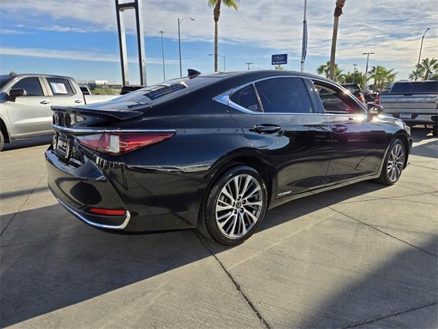 2019 Lexus ES 300h Vehicle Photo in LAS VEGAS, NV 89118-3267