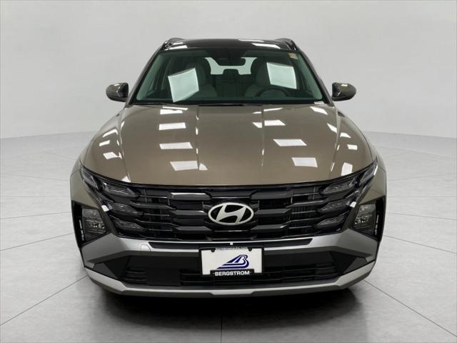 2025 Hyundai TUCSON Hybrid Vehicle Photo in Appleton, WI 54913