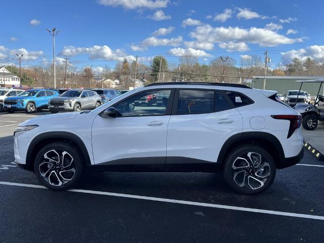 2025 Chevrolet Trax Vehicle Photo in GARDNER, MA 01440-3110