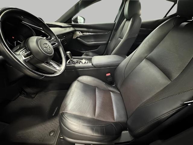 2022 Mazda3 Hatchback Vehicle Photo in Green Bay, WI 54304