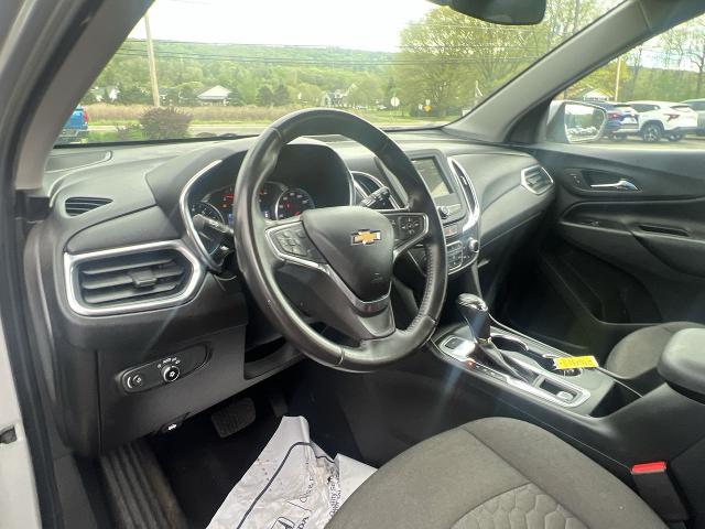 2019 Chevrolet Equinox Vehicle Photo in BOSTON, NY 14025-9684