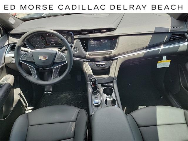 2024 Cadillac XT5 Vehicle Photo in DELRAY BEACH, FL 33483-3294