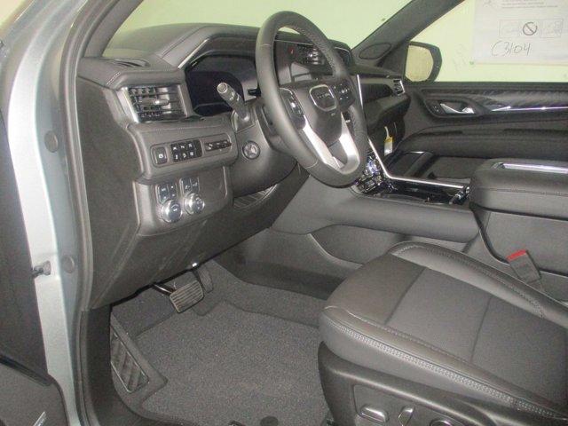 2024 GMC Yukon XL Vehicle Photo in BATTLE CREEK, MI 49037-8454