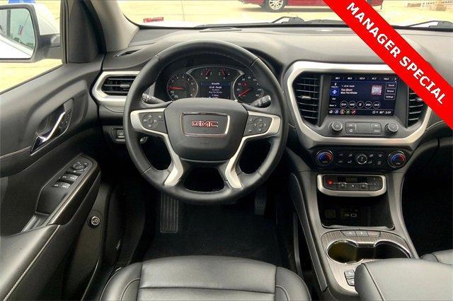 2023 GMC Acadia Vehicle Photo in TOPEKA, KS 66609-0000