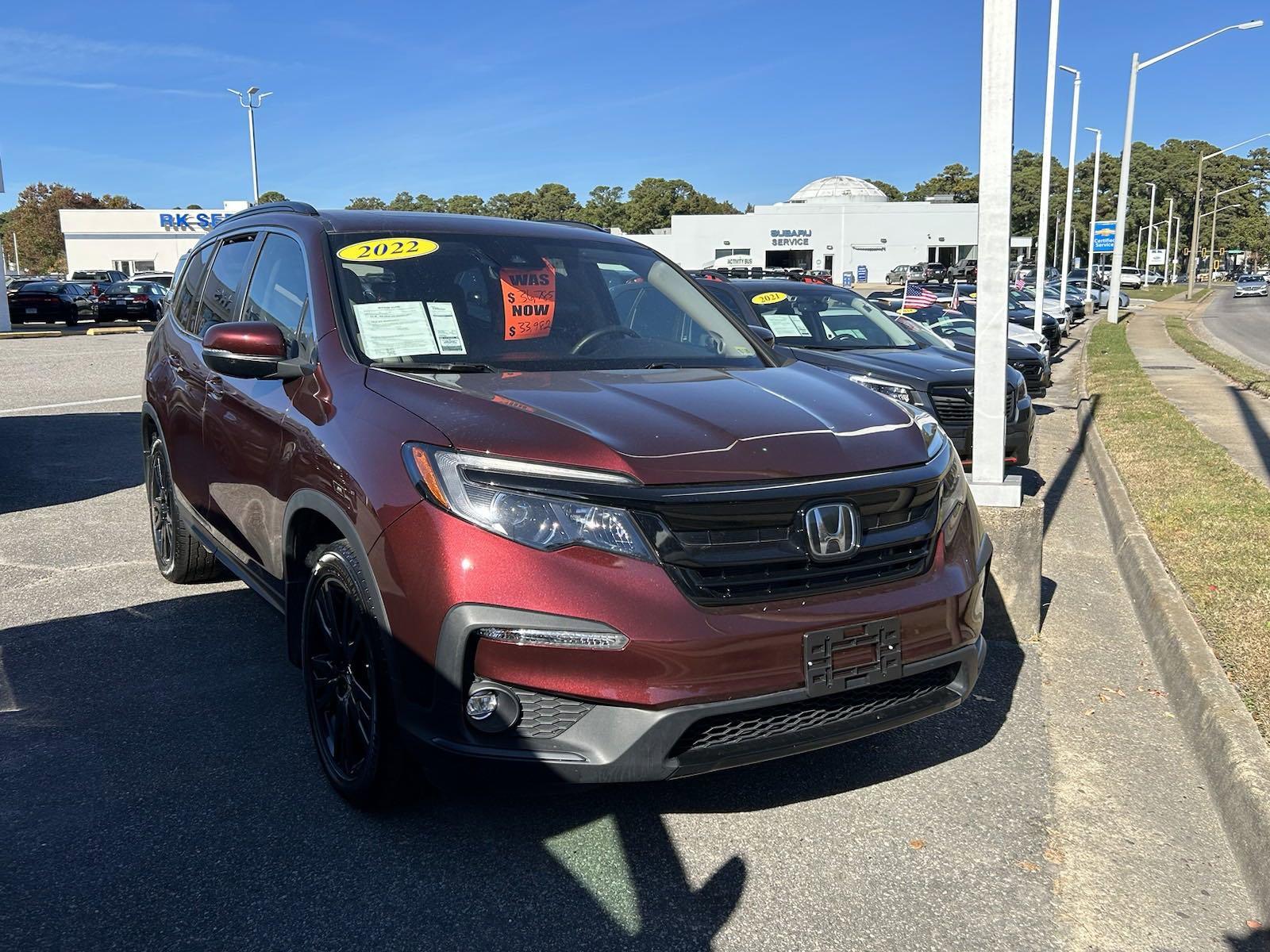 Used 2022 Honda Pilot SE with VIN 5FNYF5H27NB034319 for sale in Virginia Beach, VA