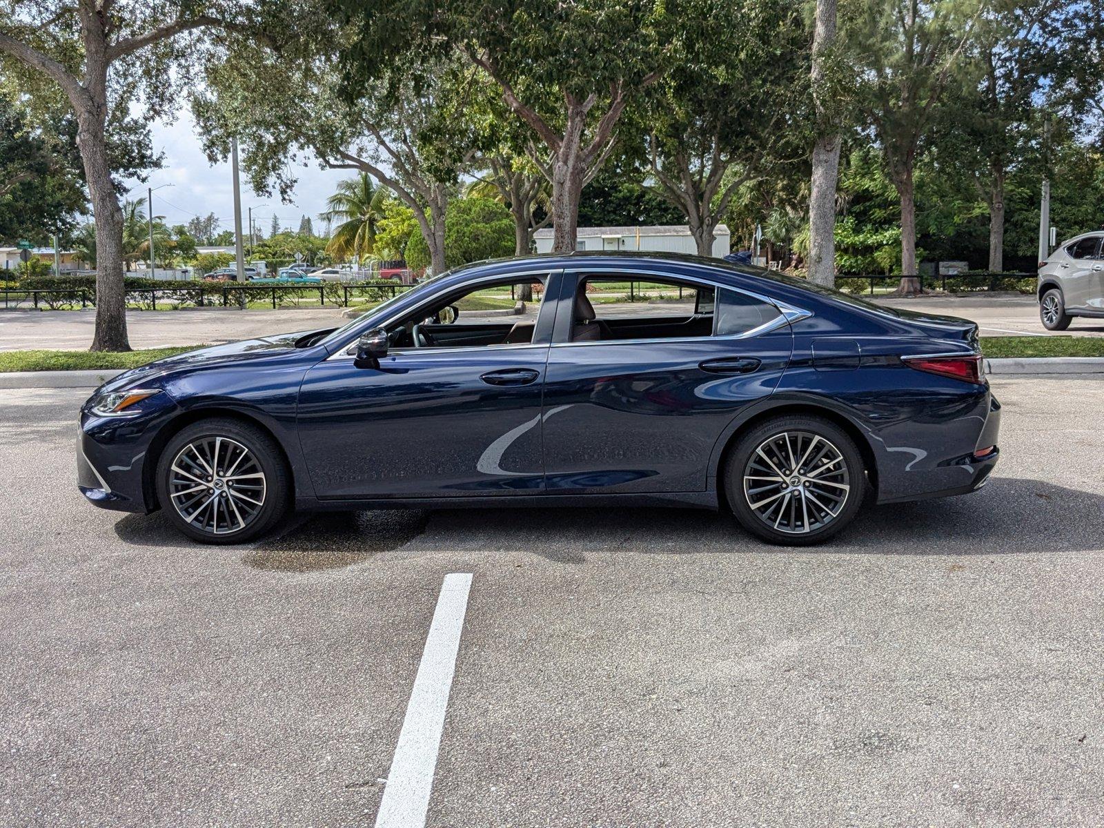 2023 Lexus ES 350 Vehicle Photo in West Palm Beach, FL 33417