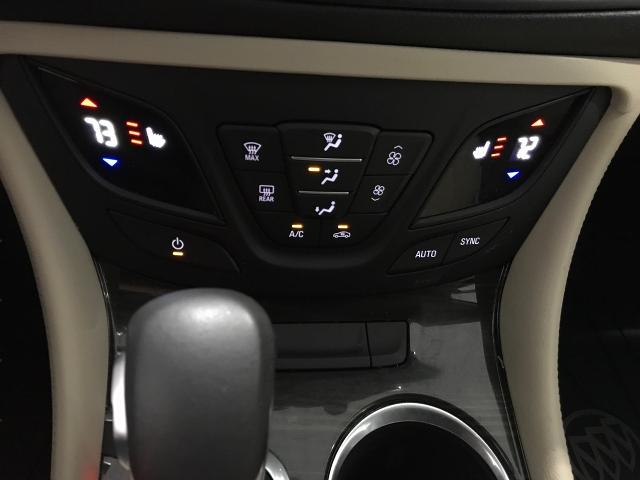 2019 Buick Envision Vehicle Photo in GREEN BAY, WI 54303-3330