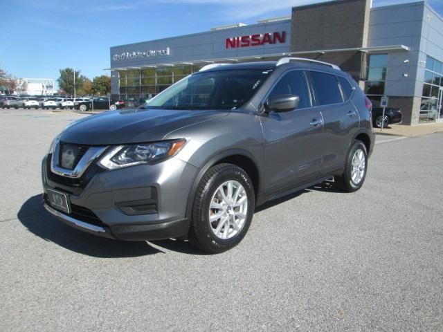 Used 2017 Nissan Rogue SV with VIN KNMAT2MV7HP585191 for sale in Bentonville, AR