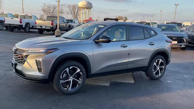 2025 Chevrolet Trax Vehicle Photo in JOLIET, IL 60435-8135