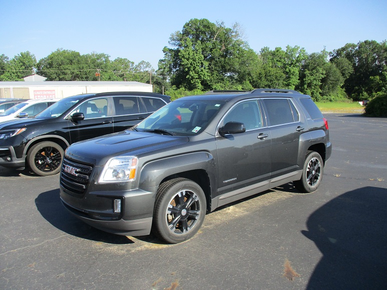 Used 2017 GMC Terrain SLE-2 with VIN 2GKALNEK0H6260358 for sale in Deridder, LA