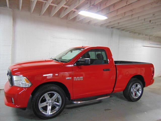 Used 2015 RAM Ram 1500 Pickup Express with VIN 3C6JR6ATXFG517467 for sale in Emporia, KS