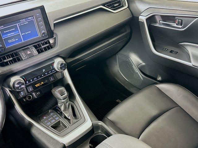 2019 Toyota RAV4 Vehicle Photo in Flemington, NJ 08822