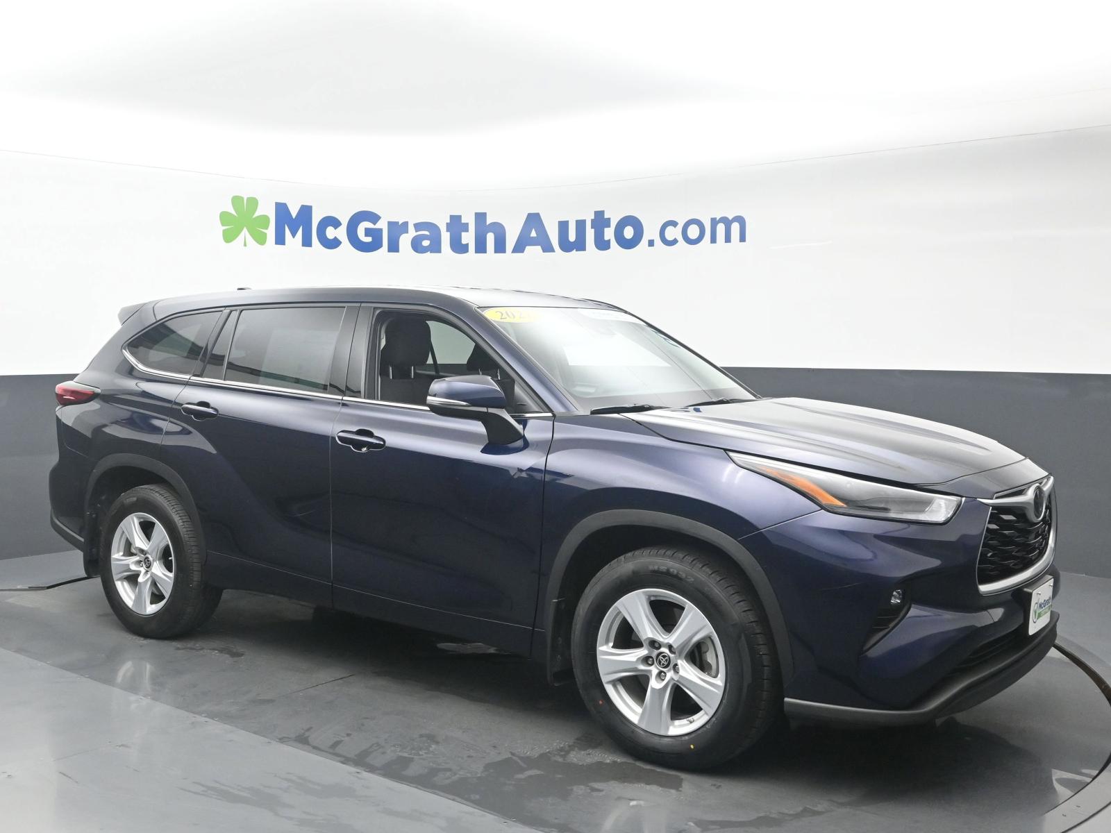 2021 Toyota Highlander Vehicle Photo in Cedar Rapids, IA 52402