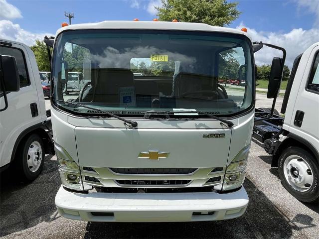 2025 Chevrolet Low Cab Forward 4500 Vehicle Photo in ALCOA, TN 37701-3235