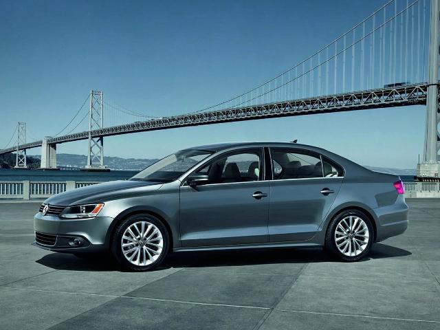 2012 Volkswagen Jetta Sedan Vehicle Photo in HARRISONBURG, VA 22801-8763