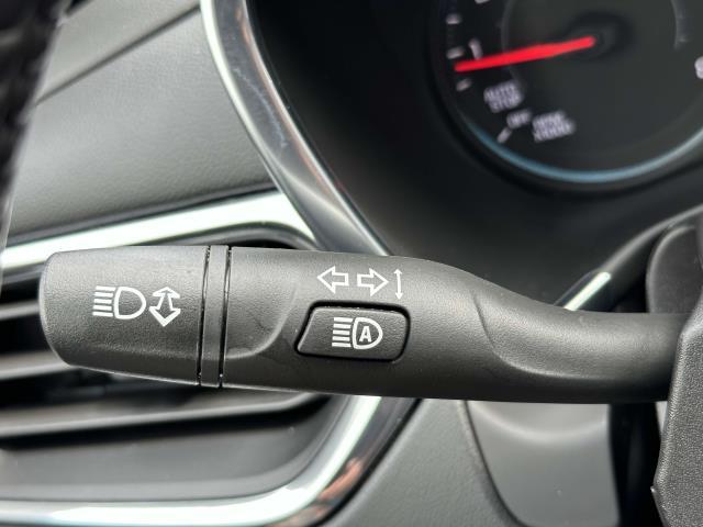 2021 Chevrolet Equinox Vehicle Photo in DOUGLASTON, NY 11362-1062