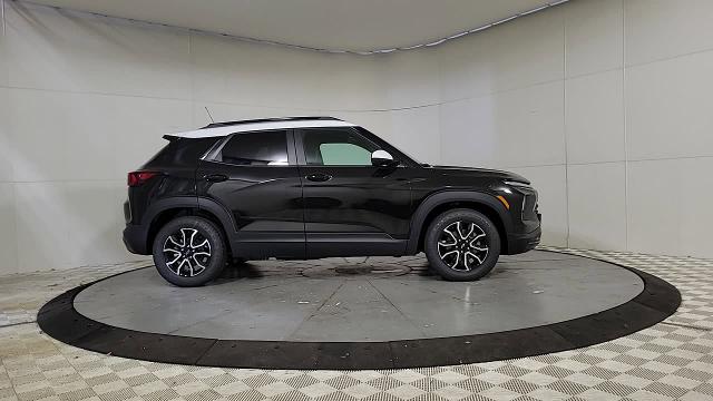 2025 Chevrolet Trailblazer Vehicle Photo in JOLIET, IL 60435-8135