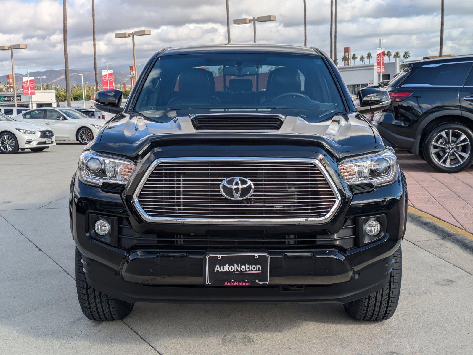 2017 Toyota Tacoma Vehicle Photo in Tustin, CA 92782