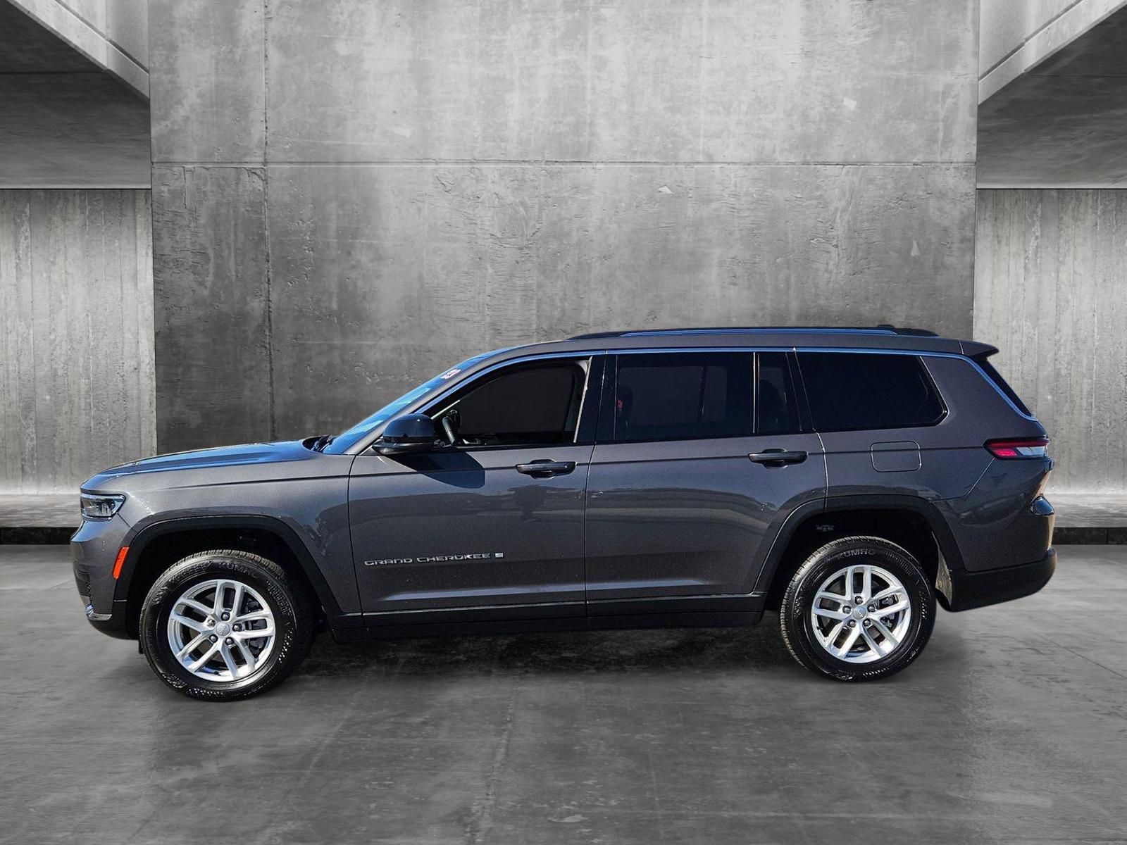 2023 Jeep Grand Cherokee L Vehicle Photo in MESA, AZ 85206-4395