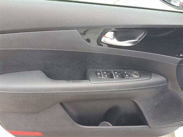 2022 Kia Forte Vehicle Photo in GRAND BLANC, MI 48439-8139