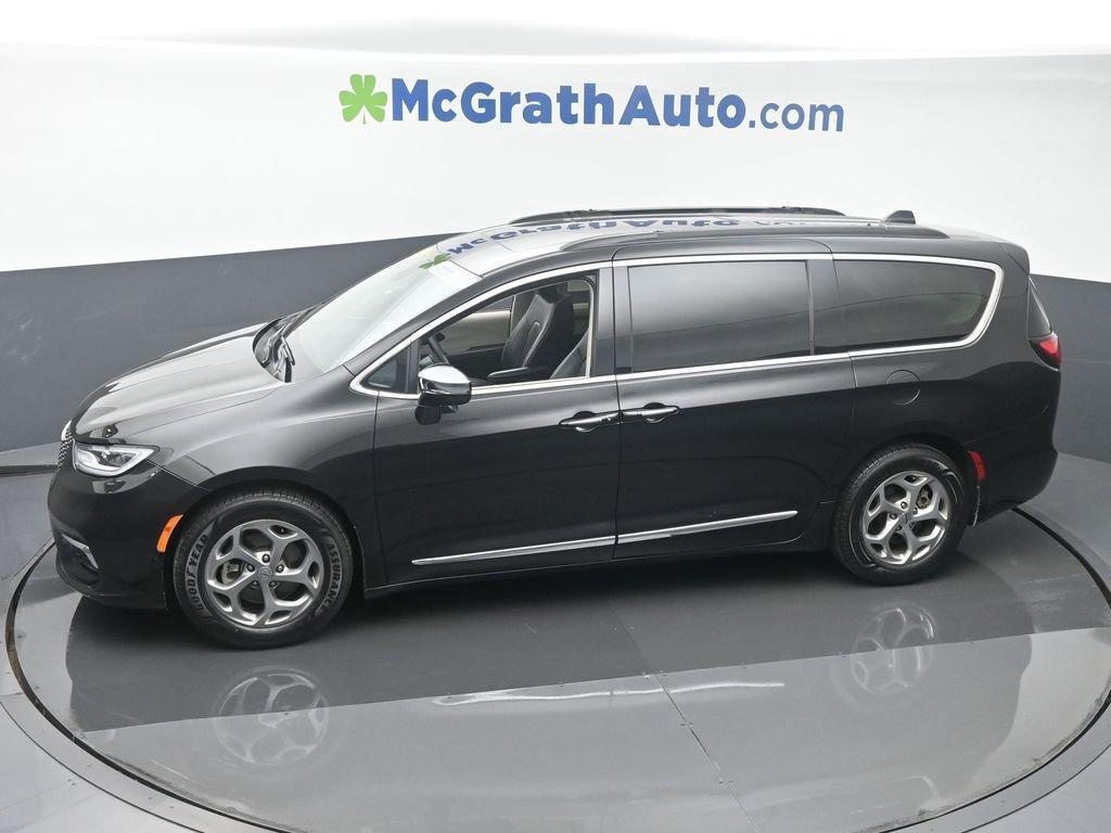 2022 Chrysler Pacifica Vehicle Photo in Cedar Rapids, IA 52402