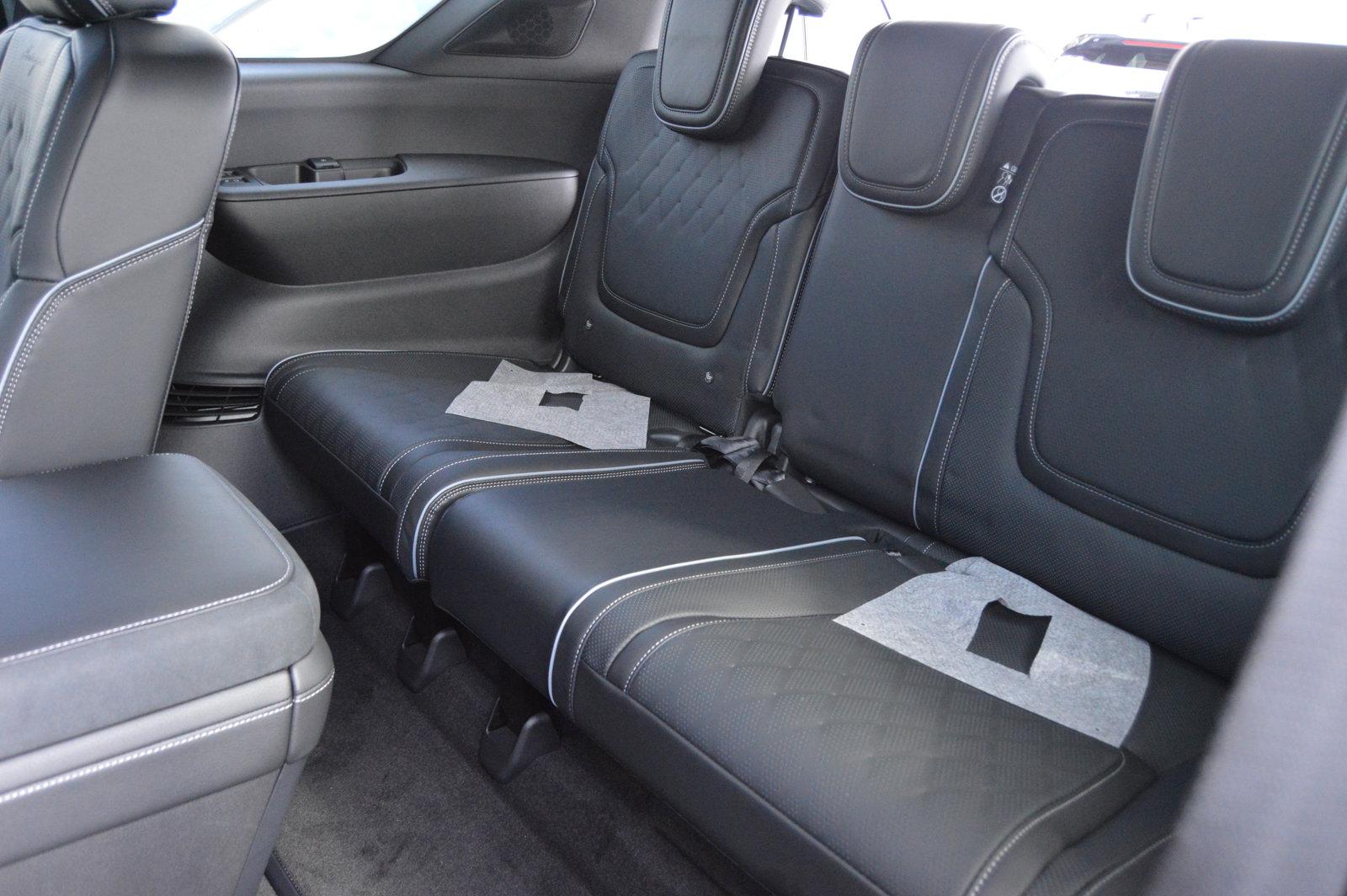 2025 INFINITI QX80 Vehicle Photo in Houston, TX 77090