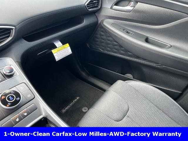 2021 Hyundai SANTA FE Vehicle Photo in CHICOPEE, MA 01020-5001