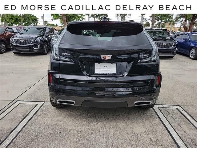 2024 Cadillac XT4 Vehicle Photo in DELRAY BEACH, FL 33483-3294