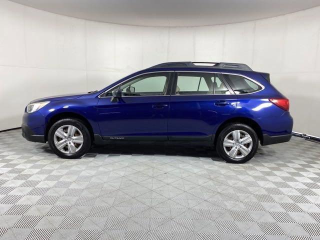 2015 Subaru Outback Vehicle Photo in MEDINA, OH 44256-9001