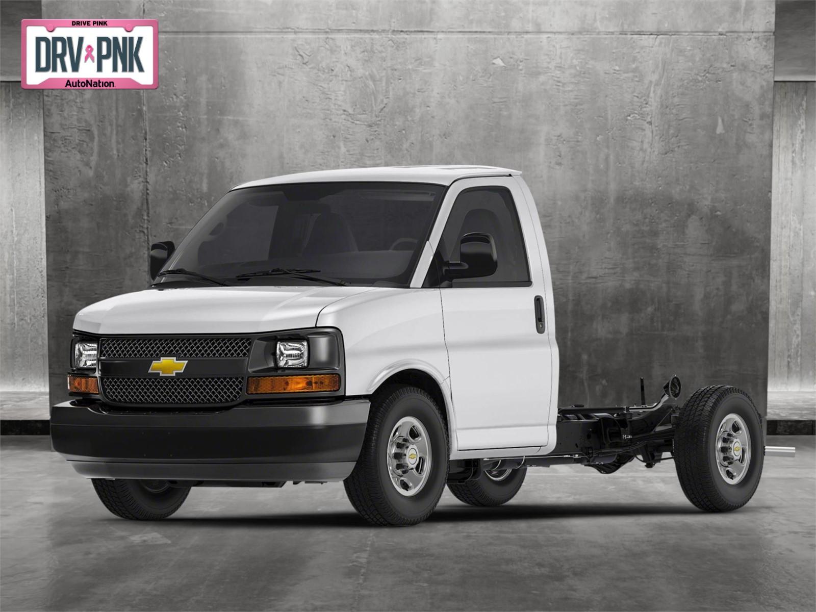 2024 Chevrolet Express Commercial Cutaway Vehicle Photo in GREENACRES, FL 33463-3207